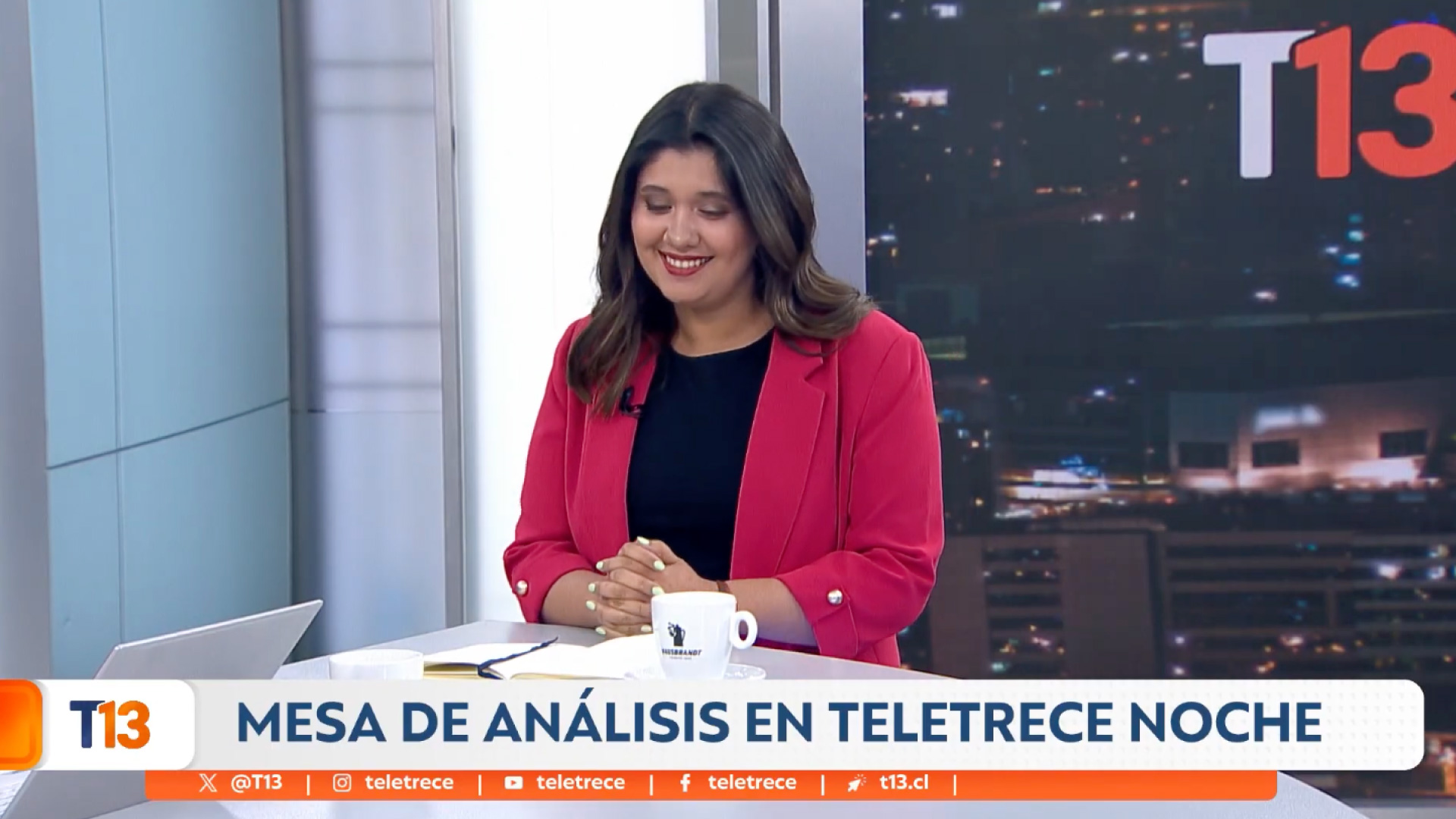 América Castillo analiza la contingencia política | T13 Noche